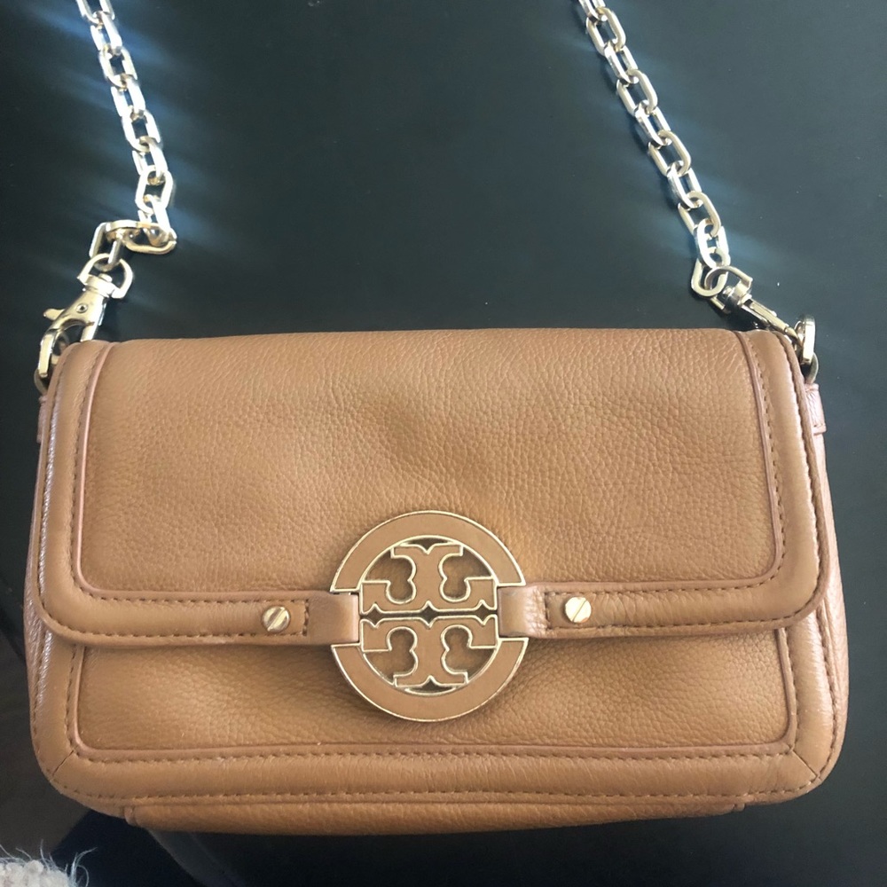 Tory Burch Nude with gold cross body purse